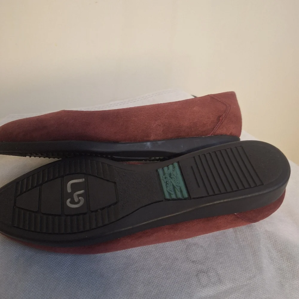 Mootsies Tootsies Classic Red Suede Ballet Flats Size 6.5